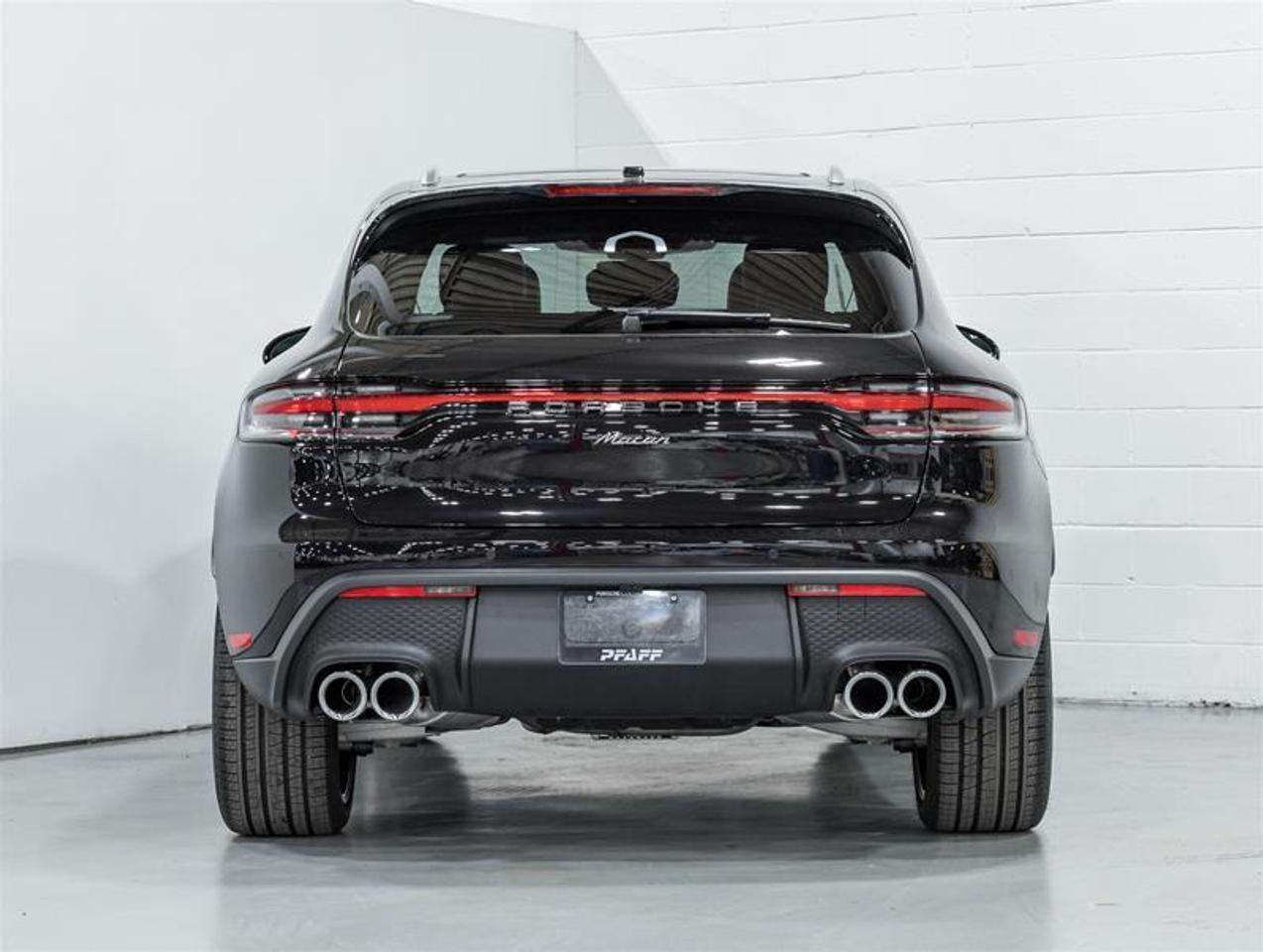 2026 Porsche Macan  Photo