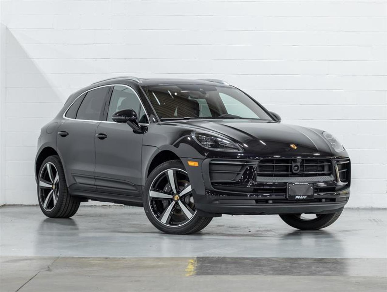 2026 Porsche Macan  Photo