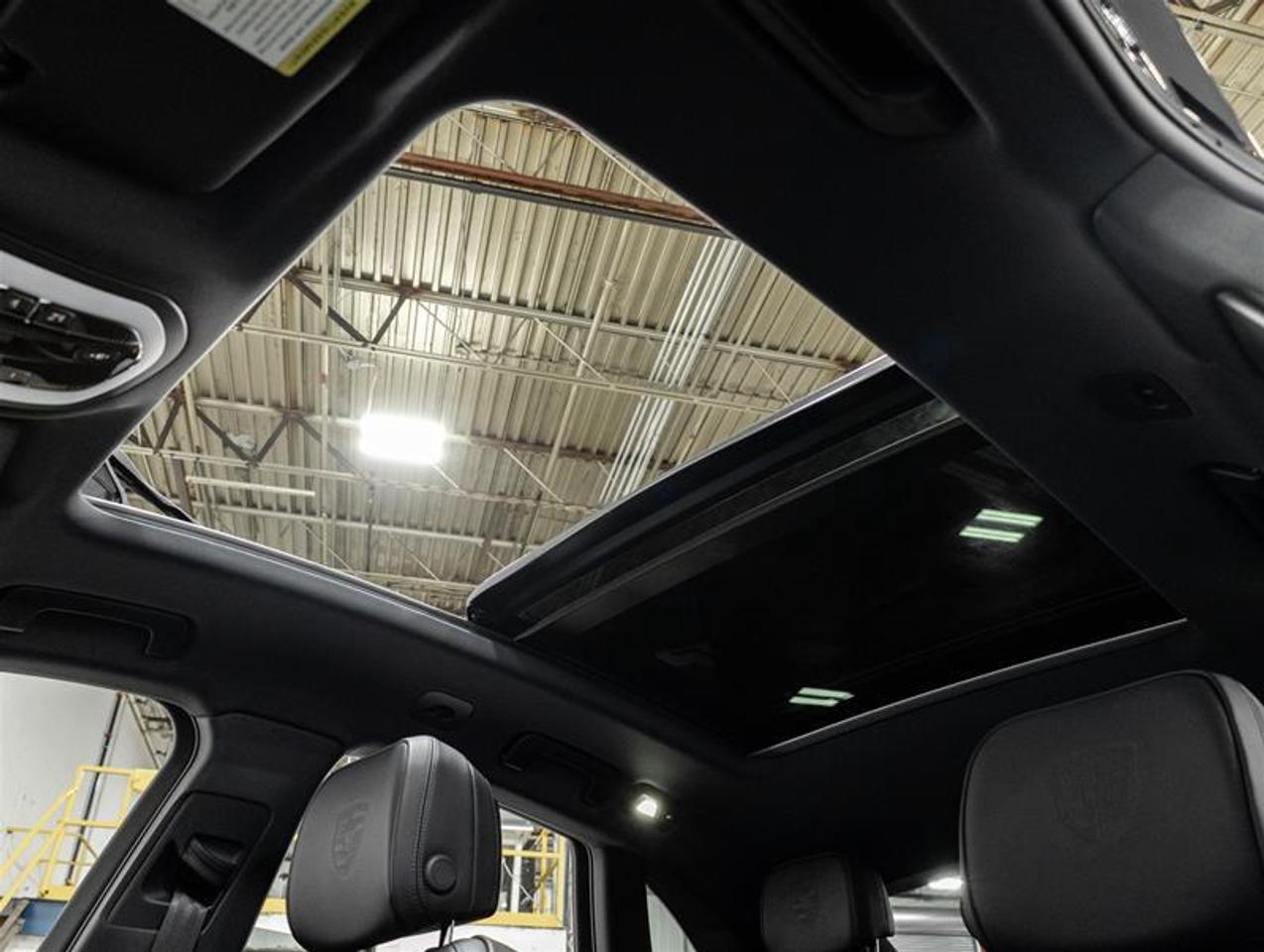 2026 Porsche Macan  Photo