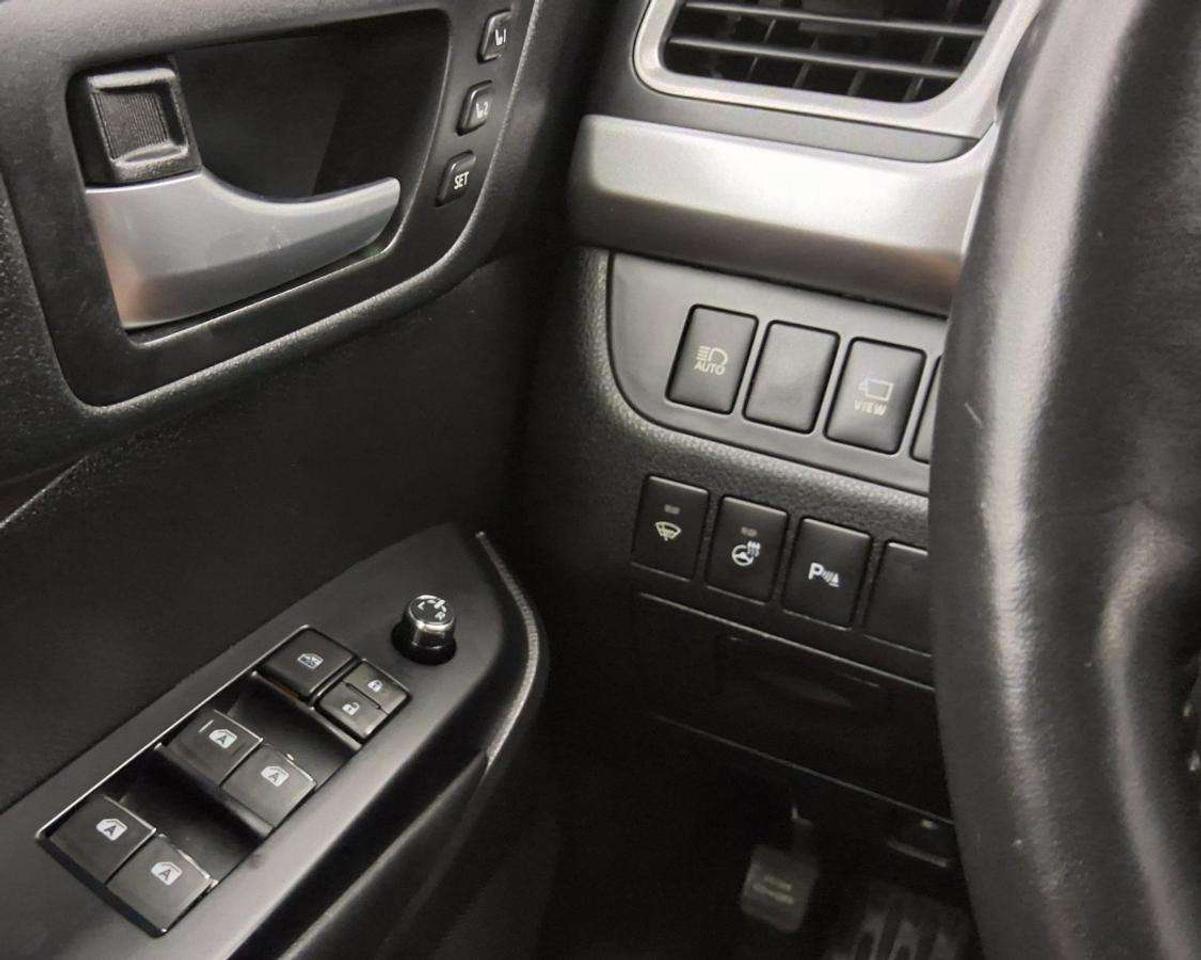 2017 Toyota Highlander LIMITED  Photo