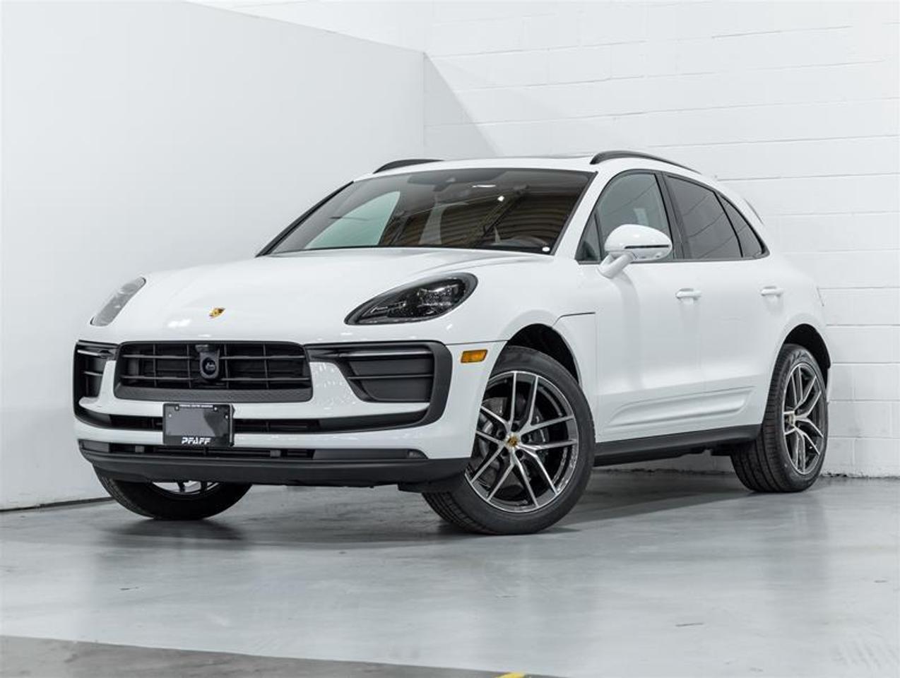 2026 Porsche Macan  Photo
