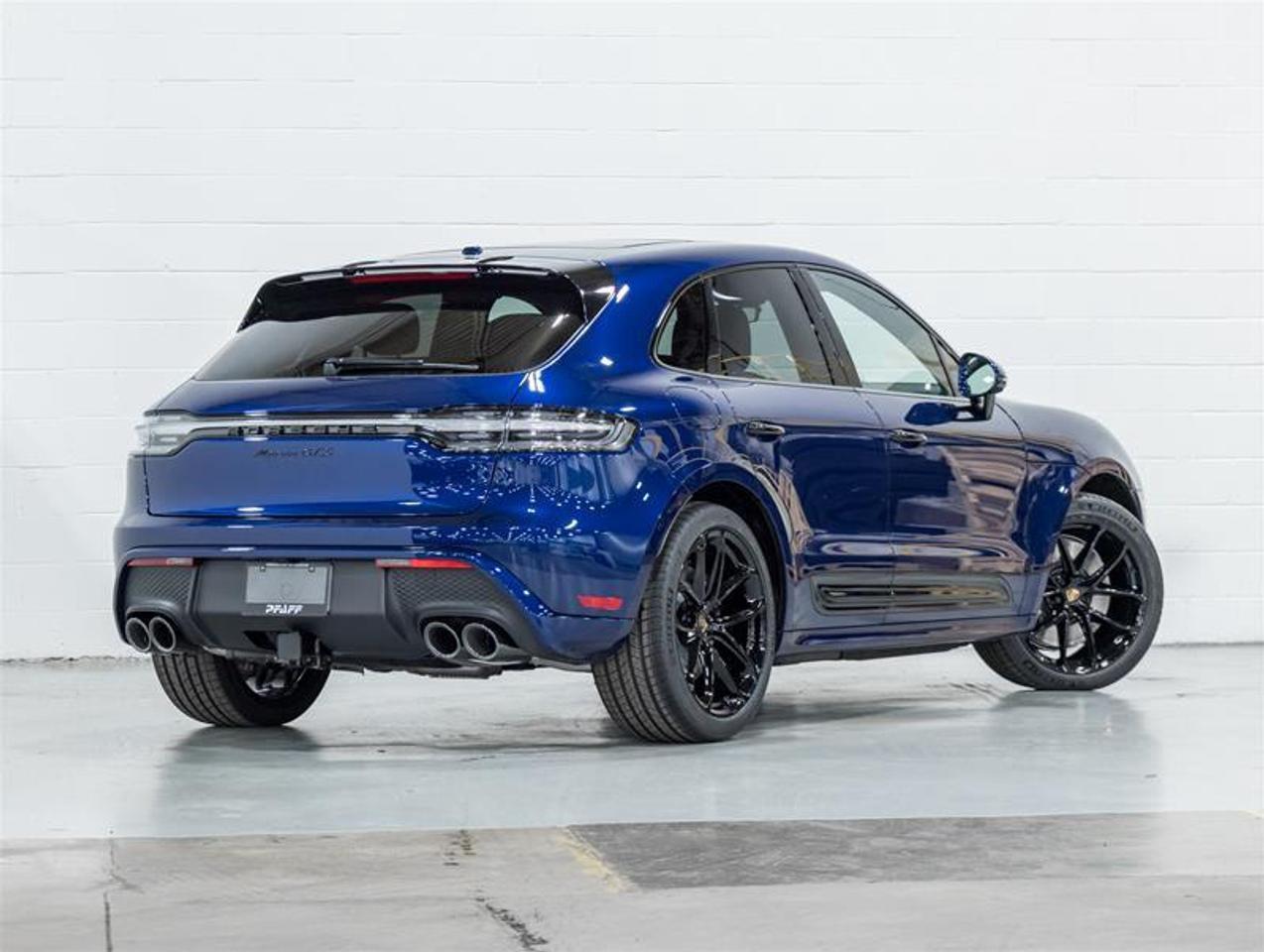 2026 Porsche Macan  Photo