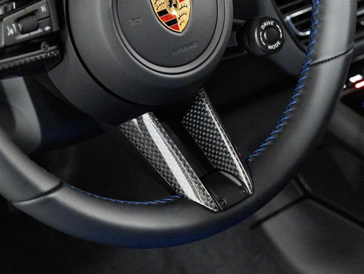 2026 Porsche Macan  Photo