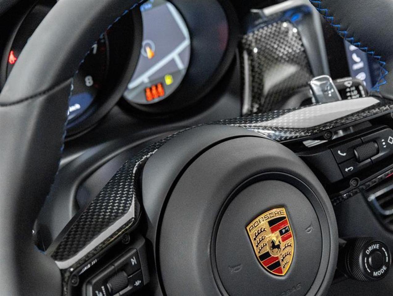 2026 Porsche Macan  Photo