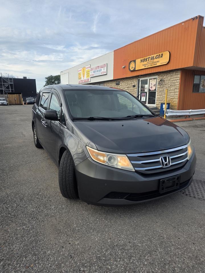 2012 Honda Odyssey EX-L Photo5