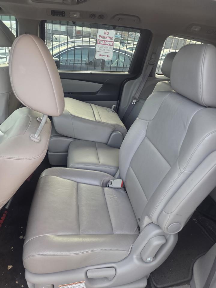 2012 Honda Odyssey EX-L Photo