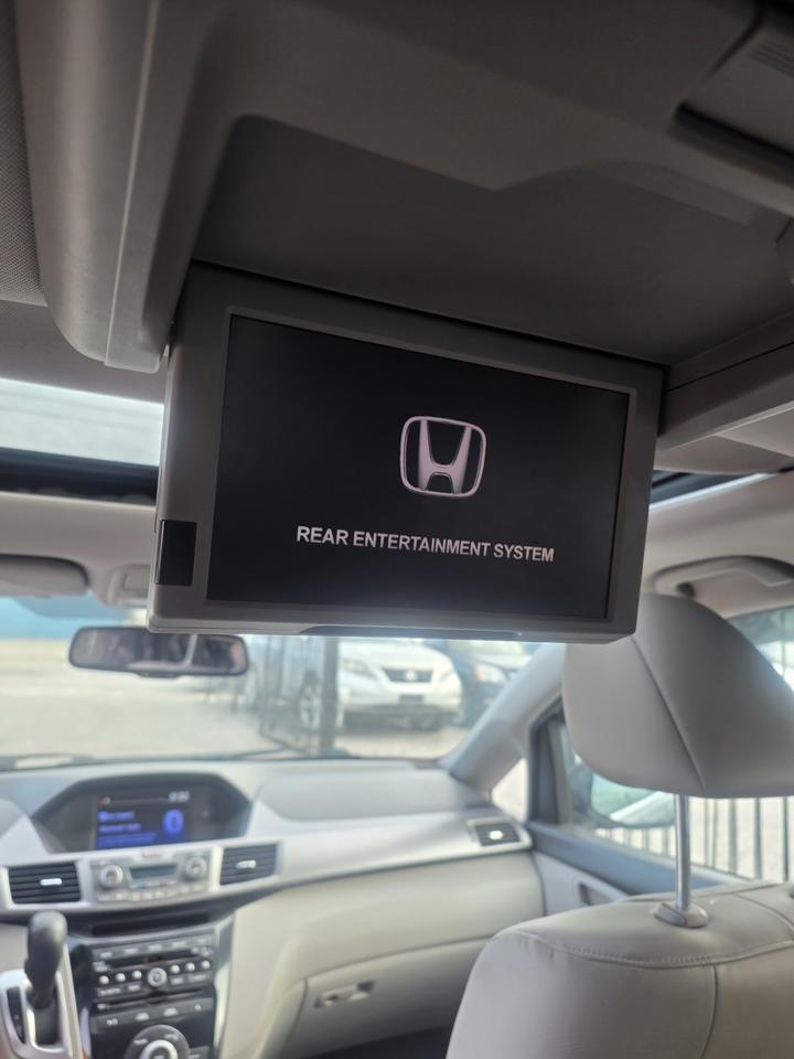 2012 Honda Odyssey EX-L Photo