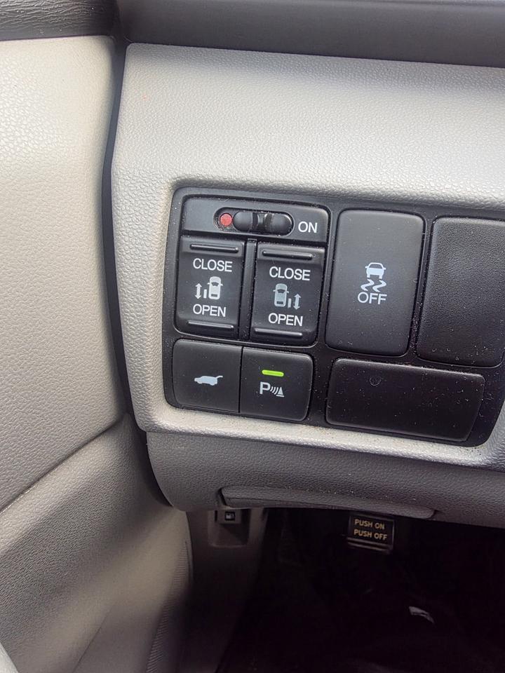 2012 Honda Odyssey EX-L Photo