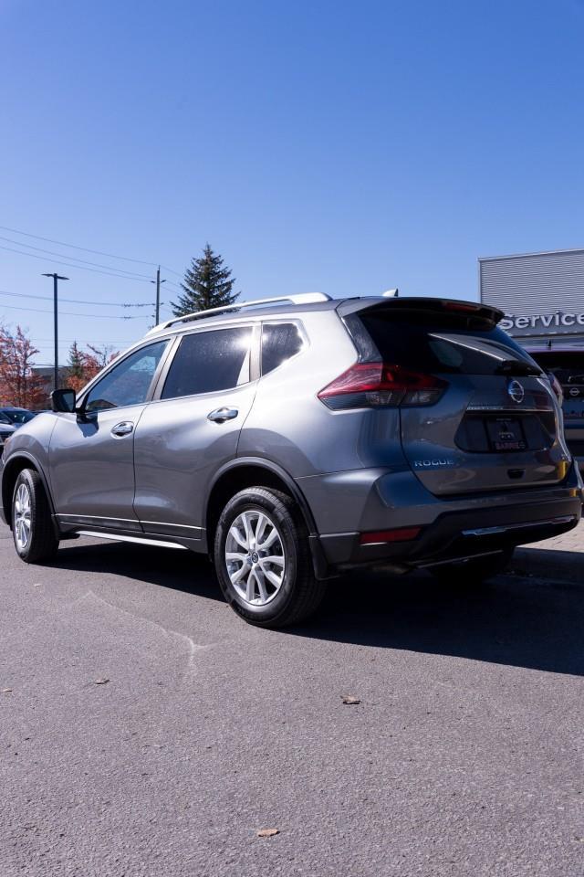 2018 Nissan Rogue SV 4dr All-wheel Drive Photo