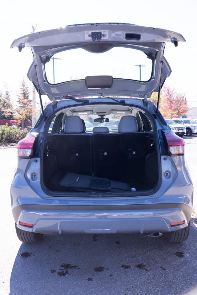 2024 Nissan Kicks SR 4dr Front-Wheel Drive Photo