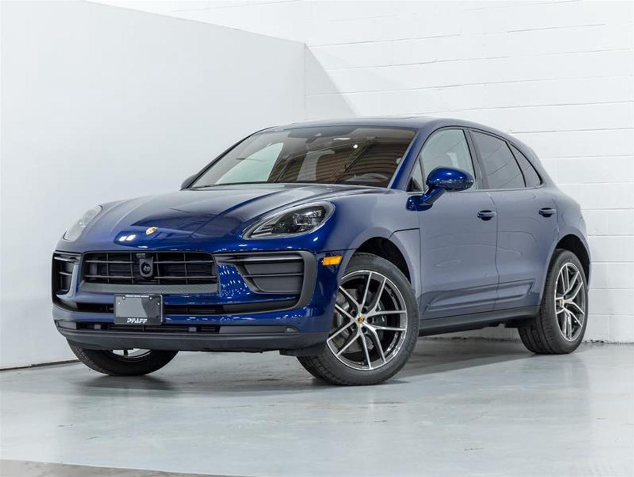 2026 Porsche Macan  Photo0