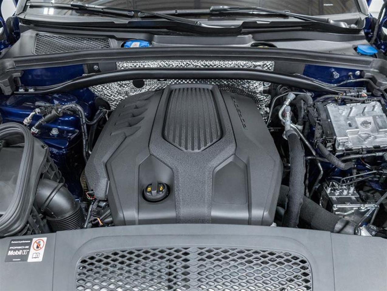 2026 Porsche Macan  Photo