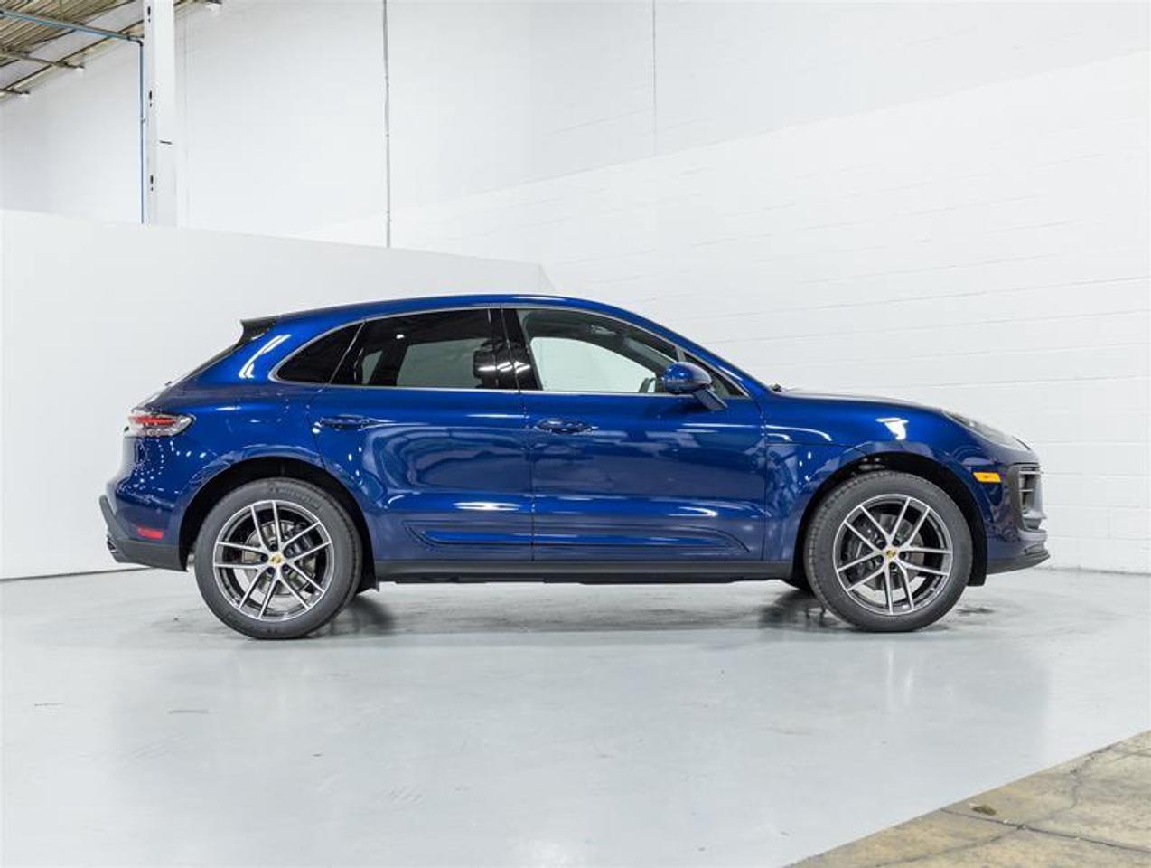 2026 Porsche Macan  Photo