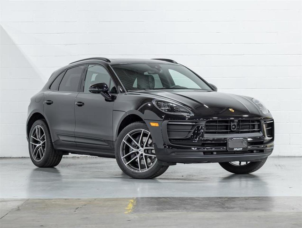 2026 Porsche Macan  Photo