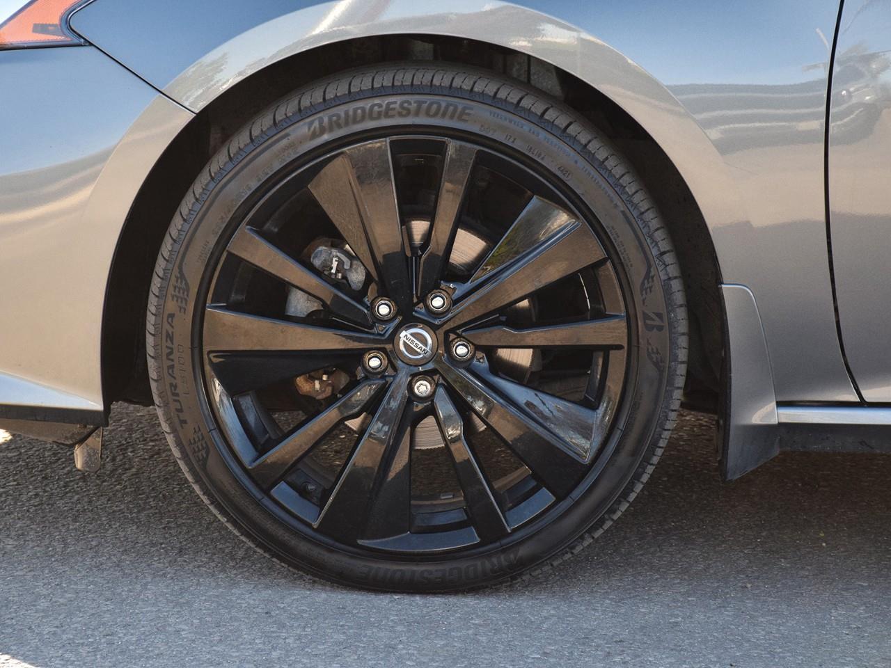 2022 Nissan Altima 2.5 SR Midnight Edition All-Wheel Drive Sedan Photo