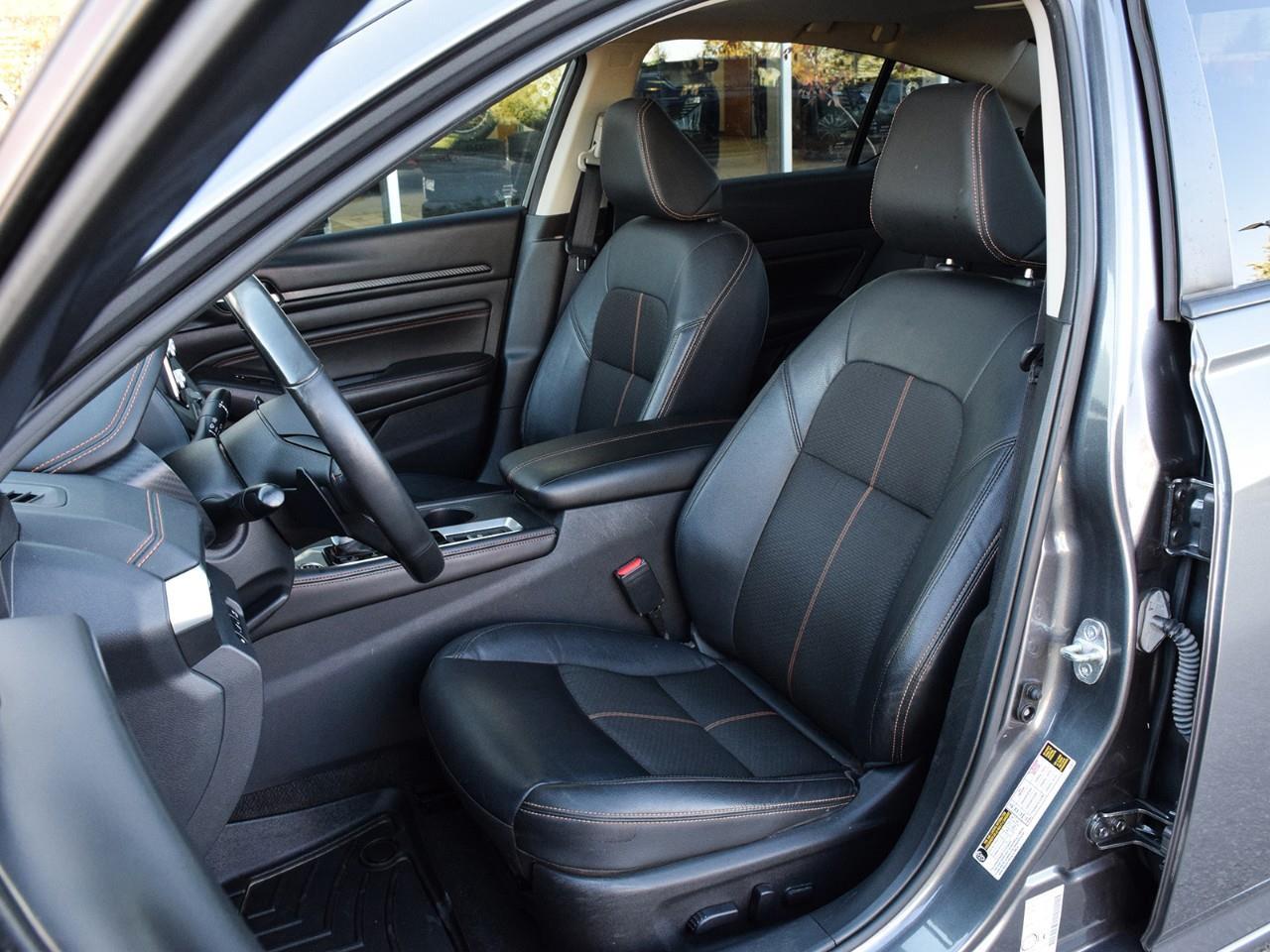 2022 Nissan Altima 2.5 SR Midnight Edition All-Wheel Drive Sedan Photo