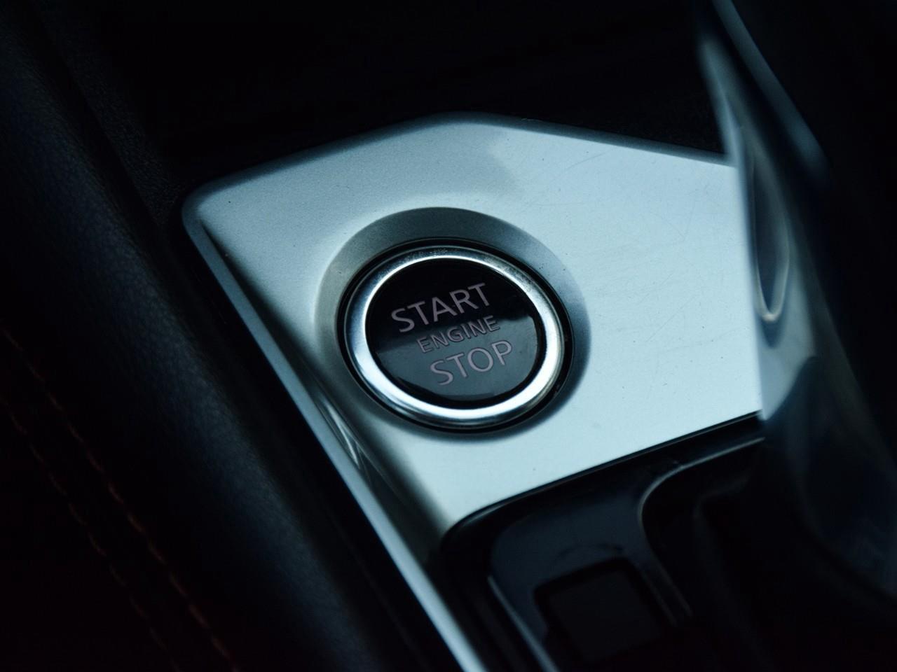 2022 Nissan Altima 2.5 SR Midnight Edition All-Wheel Drive Sedan Photo