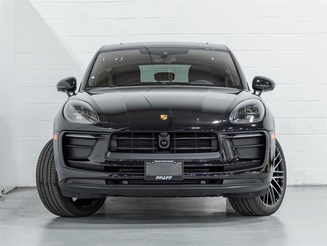 2026 Porsche Macan  Photo