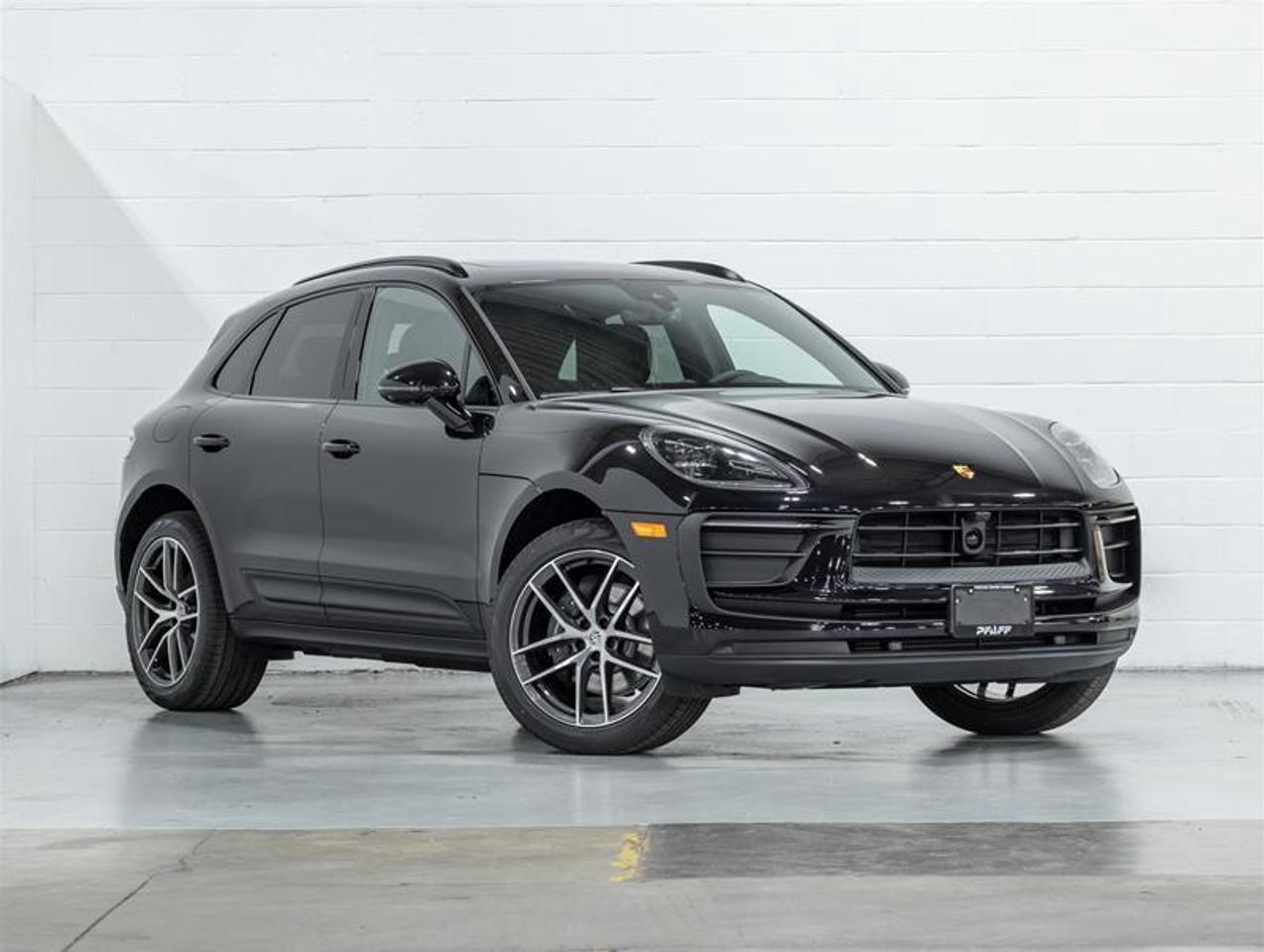 2026 Porsche Macan  Photo