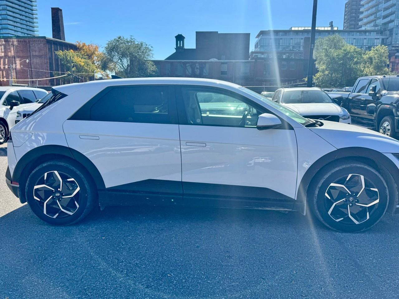 2024 Hyundai IONIQ 5 PREFERRED AWD LONG RANGE Photo