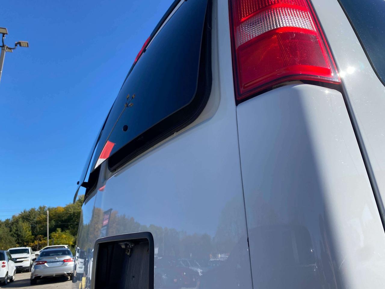 2019 Chevrolet Express Passenger LT, 2.8L DIESEL, CLEAN CARFAX, 12 PASS, BACKUP CAM Photo