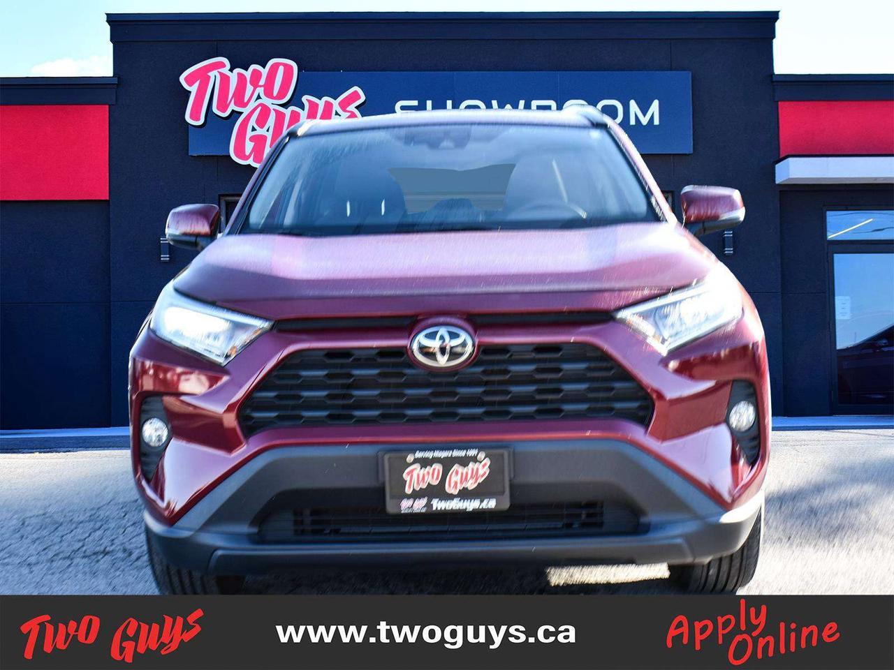 2021 Toyota RAV4 XLE AWD Sunroof Photo