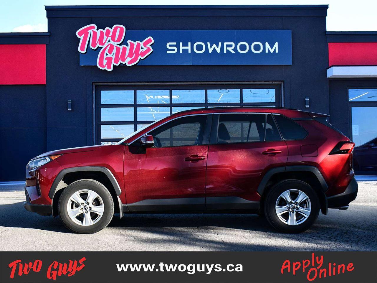 2021 Toyota RAV4 XLE AWD Sunroof Photo