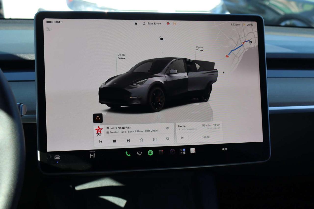 2022 Tesla Model Y PERFORMANCE DUAL MOTOR Photo