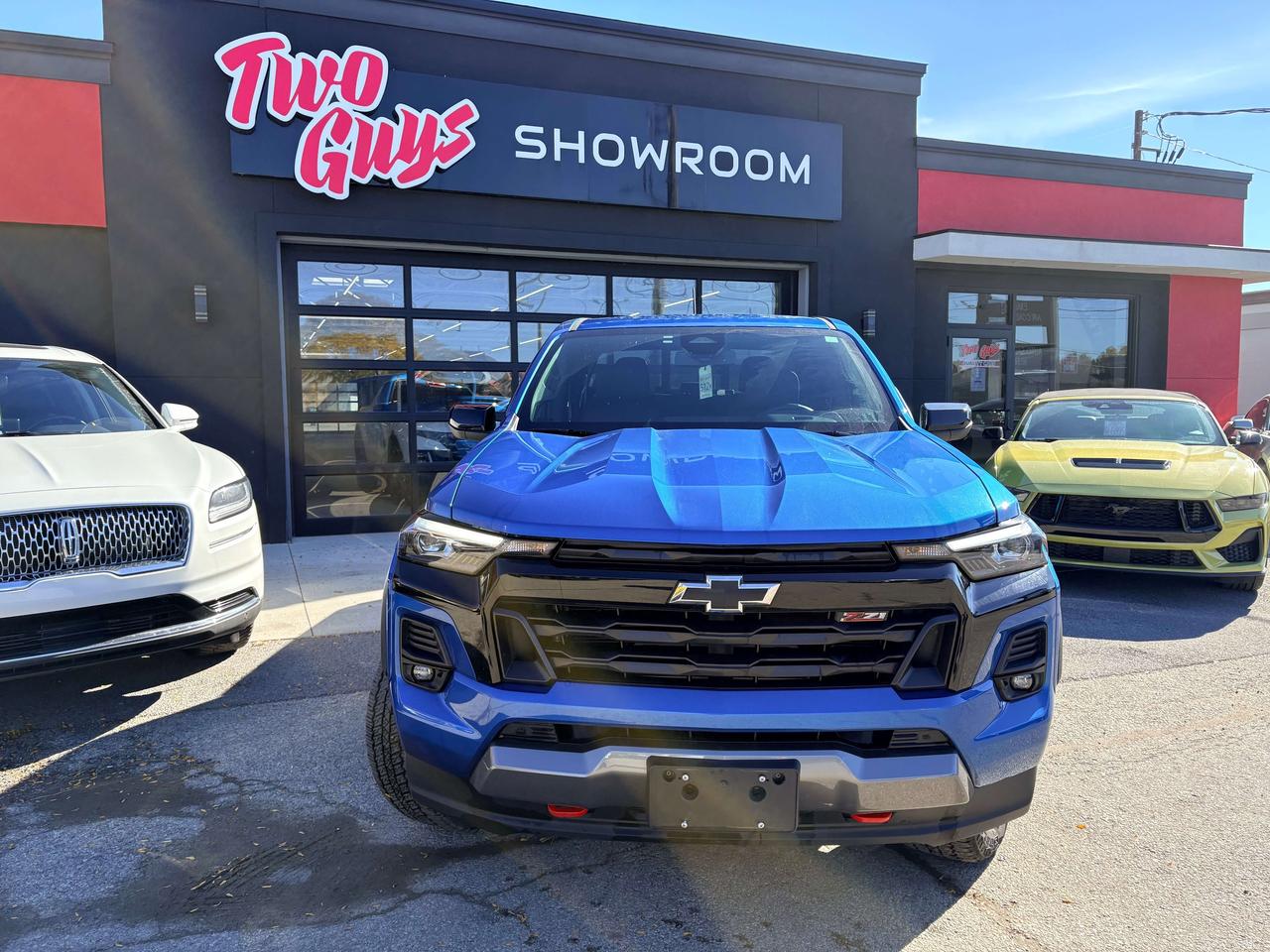 2024 Chevrolet Colorado 4WD Z71 Leather Nav Back Up Camera Photo