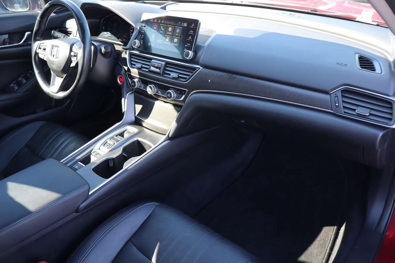 2019 Honda Accord Touring 2.0T HUD Vented Seats Photo