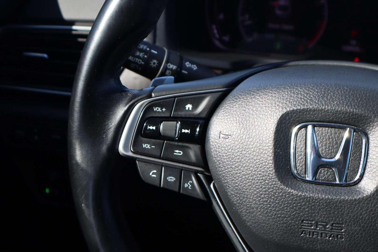 2019 Honda Accord Touring 2.0T HUD Vented Seats Photo