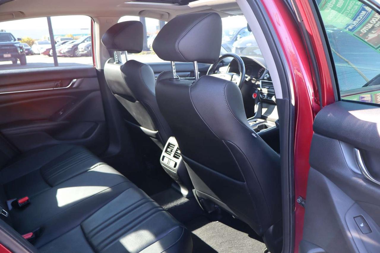 2019 Honda Accord Touring 2.0T HUD Vented Seats Photo