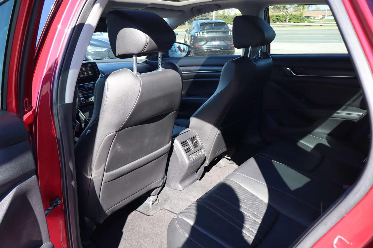 2019 Honda Accord Touring 2.0T HUD Vented Seats Photo