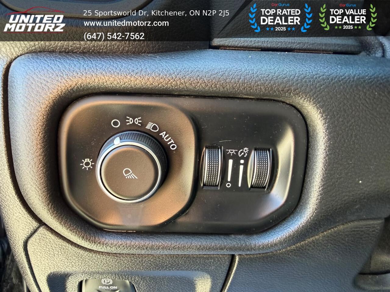 2019 RAM 1500 Tradesman QUAD CAB 6'4" BOX 4WD 3.6L 6cyl~SAFETY C Photo