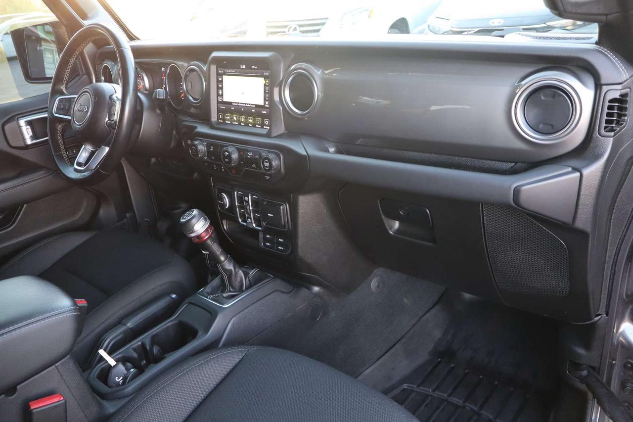 2022 Jeep Wrangler Unlimited Sahara 4WD Manual   No Accident   Clean Carfax Photo