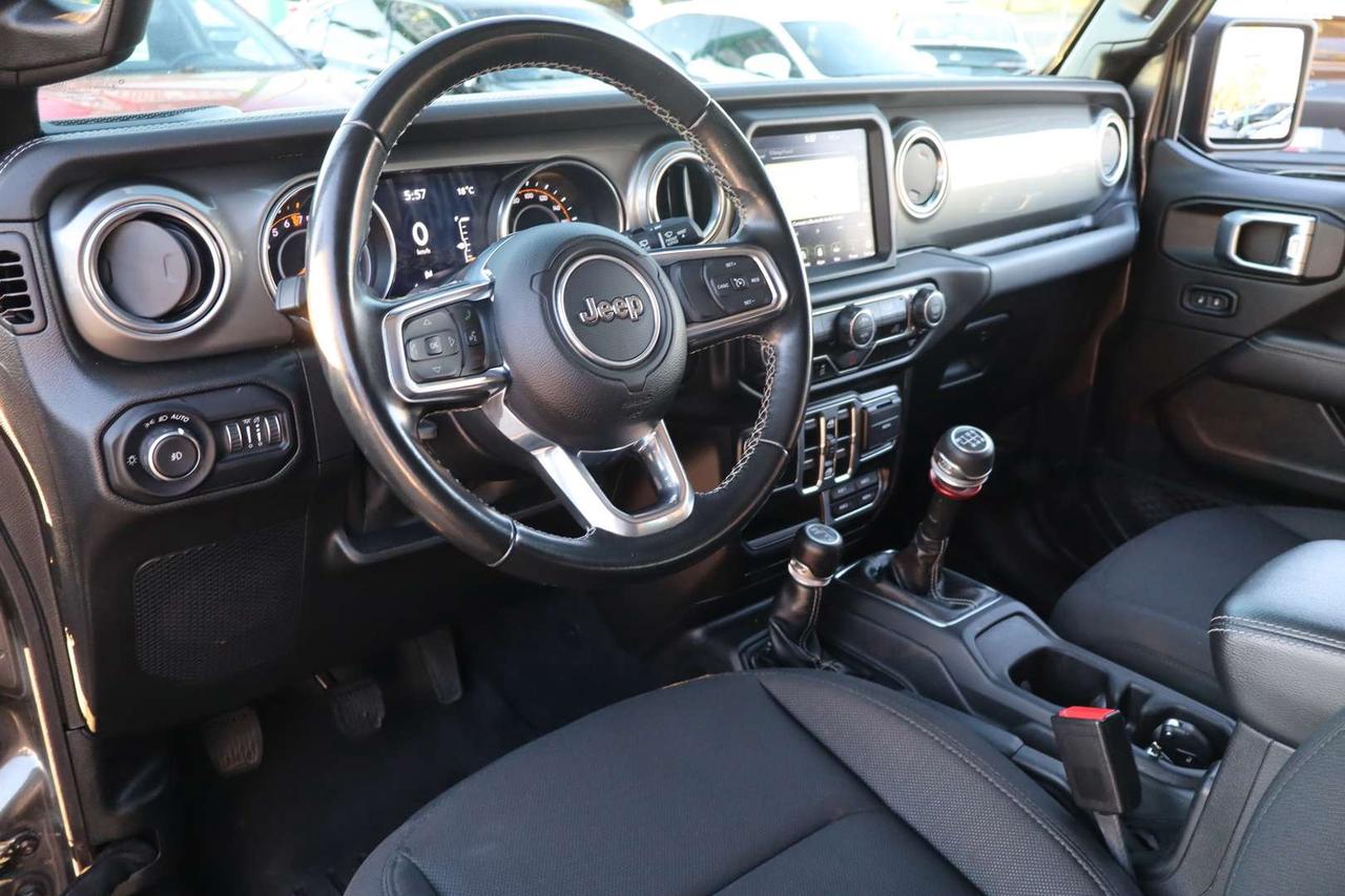 2022 Jeep Wrangler Unlimited Sahara 4WD Manual   No Accident   Clean Carfax Photo