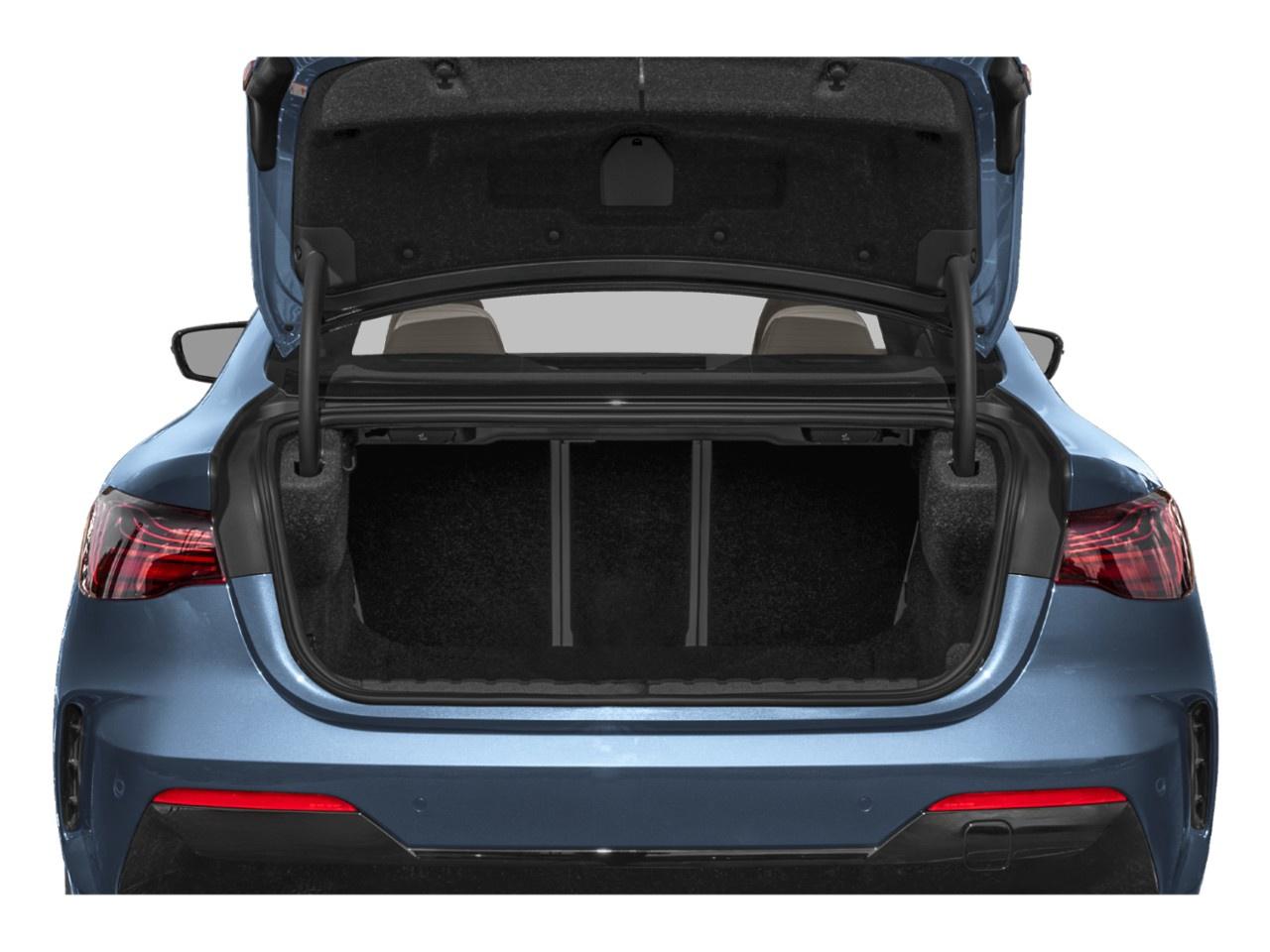 2027 BMW 4 Series M440i xDrive Coupe Photo