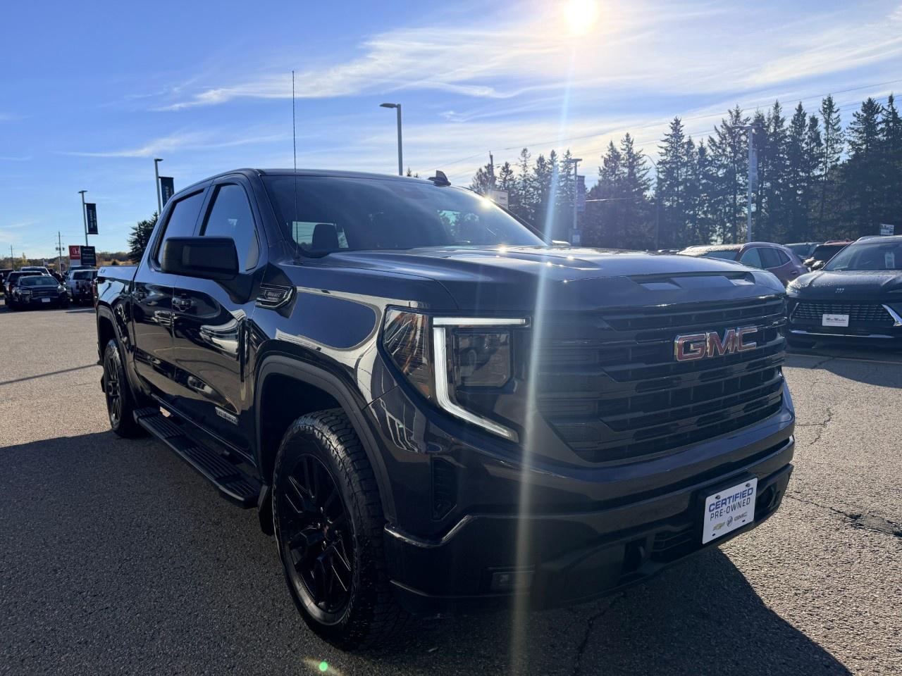 2025 GMC Sierra 1500 Crew Cab Short Box 4-Wheel Drive Elevation Photo