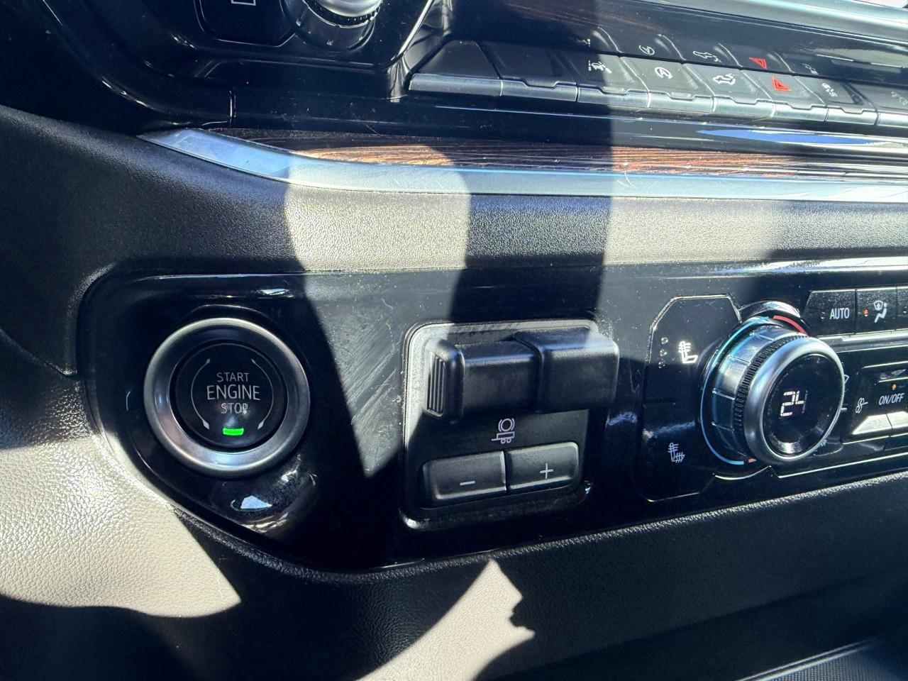 2025 GMC Sierra 1500 Crew Cab Short Box 4-Wheel Drive Elevation Photo