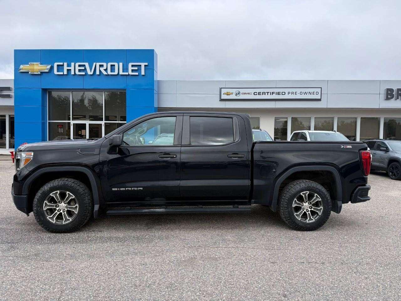 2020 GMC Sierra 1500 ALL WEATHER MATS. TONNEAU COVER, RUNNING BOARDS. BEDLINER. HEATED OUTSIDE MIRRORS. TRAILERING PKG. X31 OFF ROAD PKG. CERT Photo