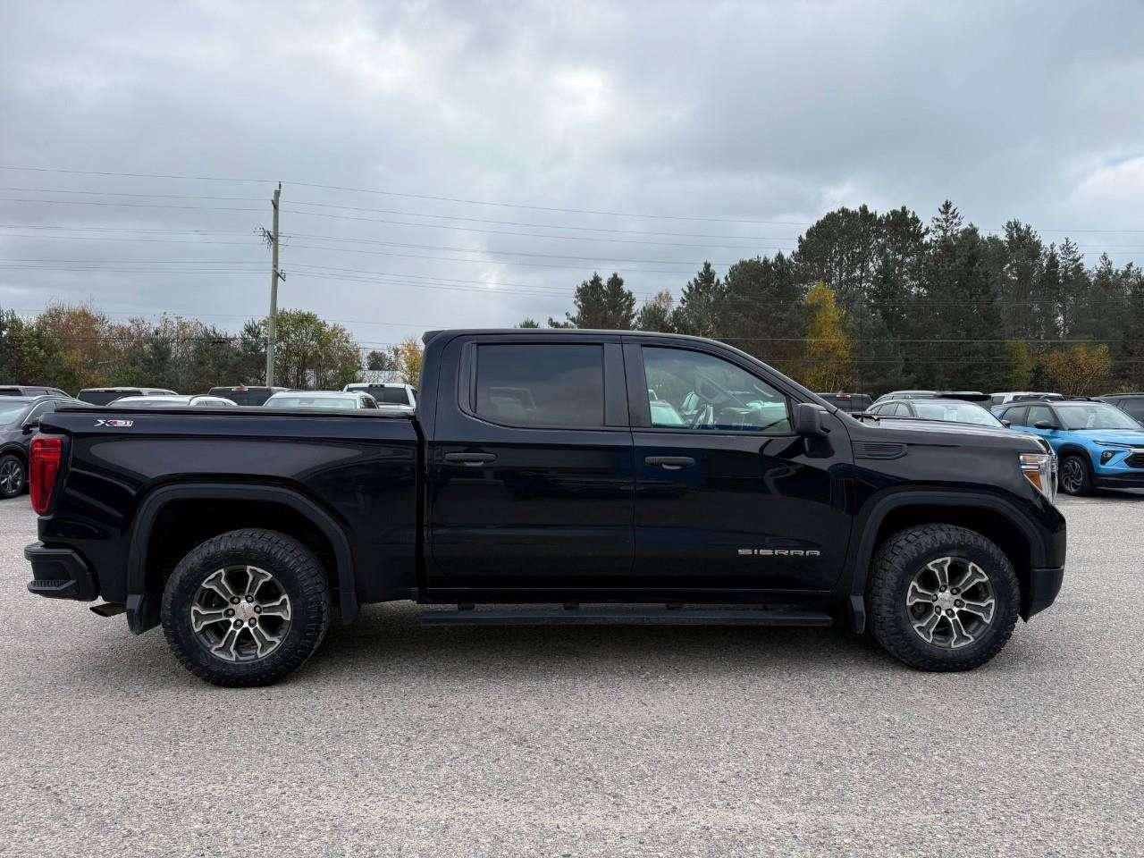 2020 GMC Sierra 1500 ALL WEATHER MATS. TONNEAU COVER, RUNNING BOARDS. BEDLINER. HEATED OUTSIDE MIRRORS. TRAILERING PKG. X31 OFF ROAD PKG. CERT Photo