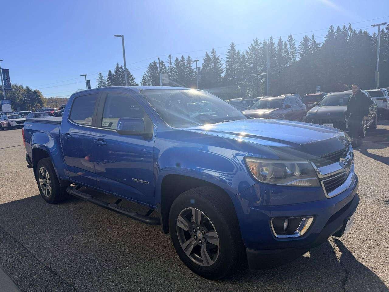 2018 Chevrolet Colorado 3.6L V6, 4X4, ALLOYS, CLOTH, TRAILERING PKG, CERTIFIED AS-TRADED! Photo