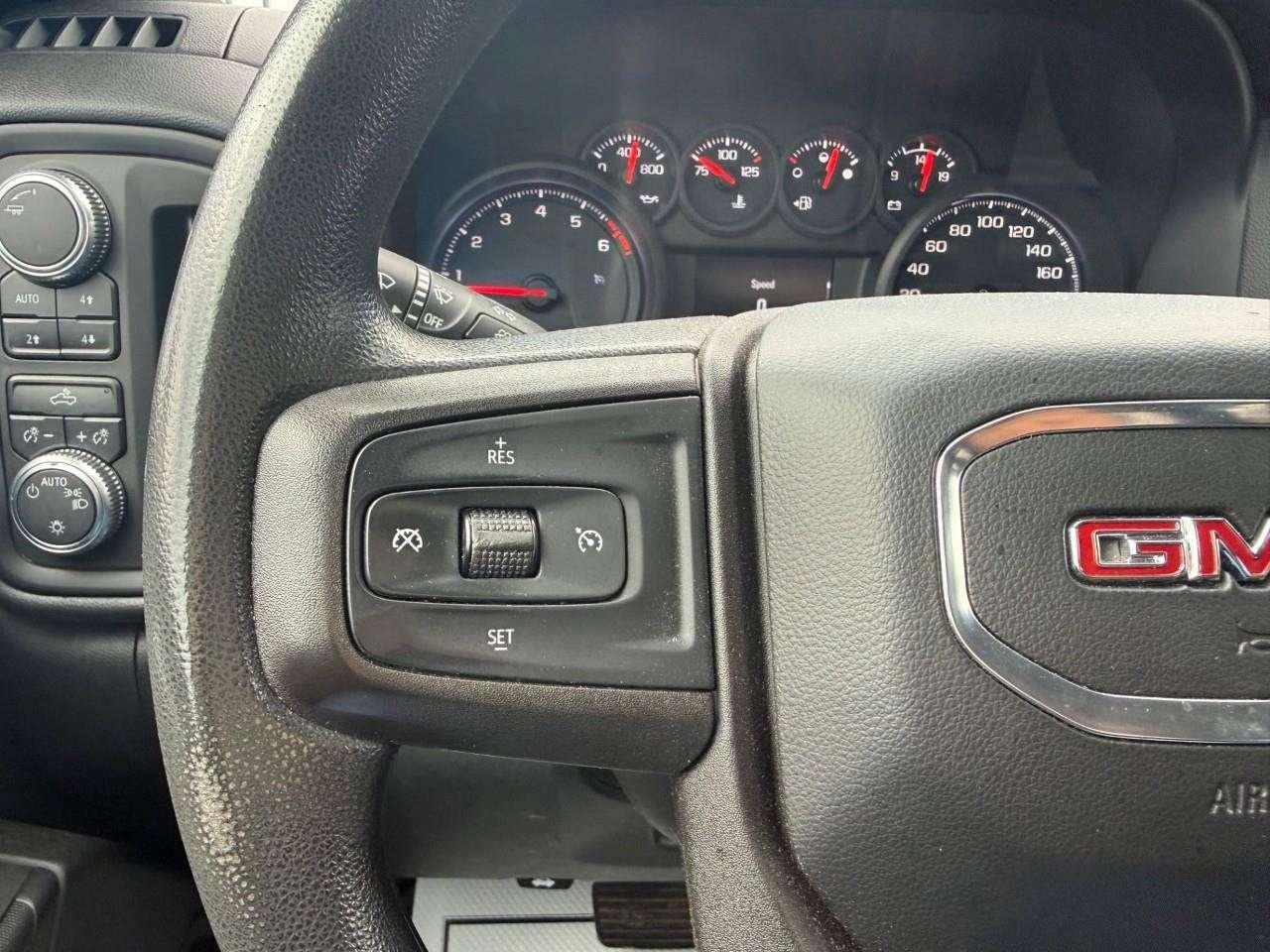 2020 GMC Sierra 1500 ALL WEATHER MATS. TONNEAU COVER, RUNNING BOARDS. BEDLINER. HEATED OUTSIDE MIRRORS. TRAILERING PKG. X31 OFF ROAD PKG. CERT Photo