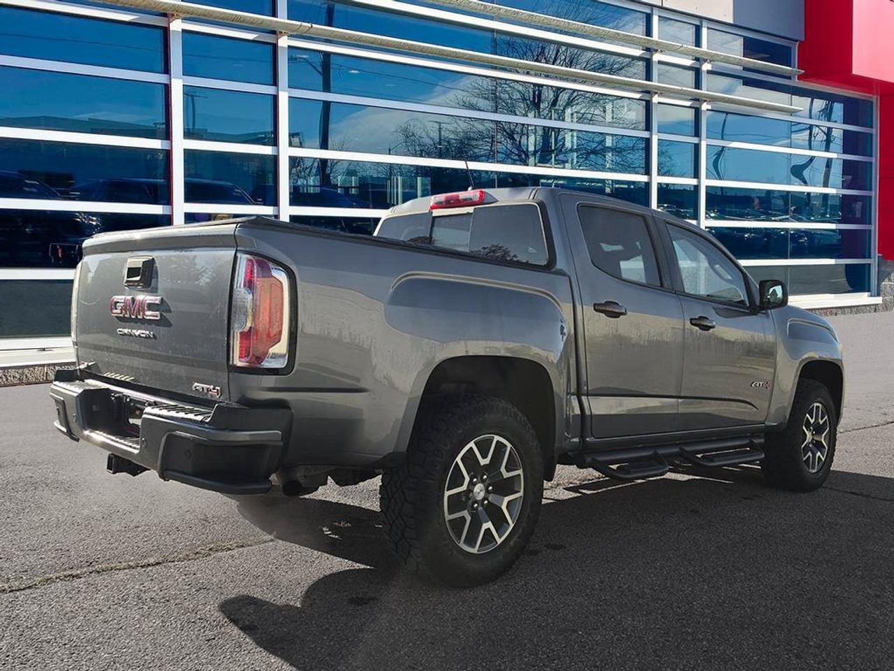 2022 GMC Canyon 4WD AT4 | Leather | Clean Carfax | Fully Certified | Ontario Vehicle | HD Trailer Package | NAV | Photo