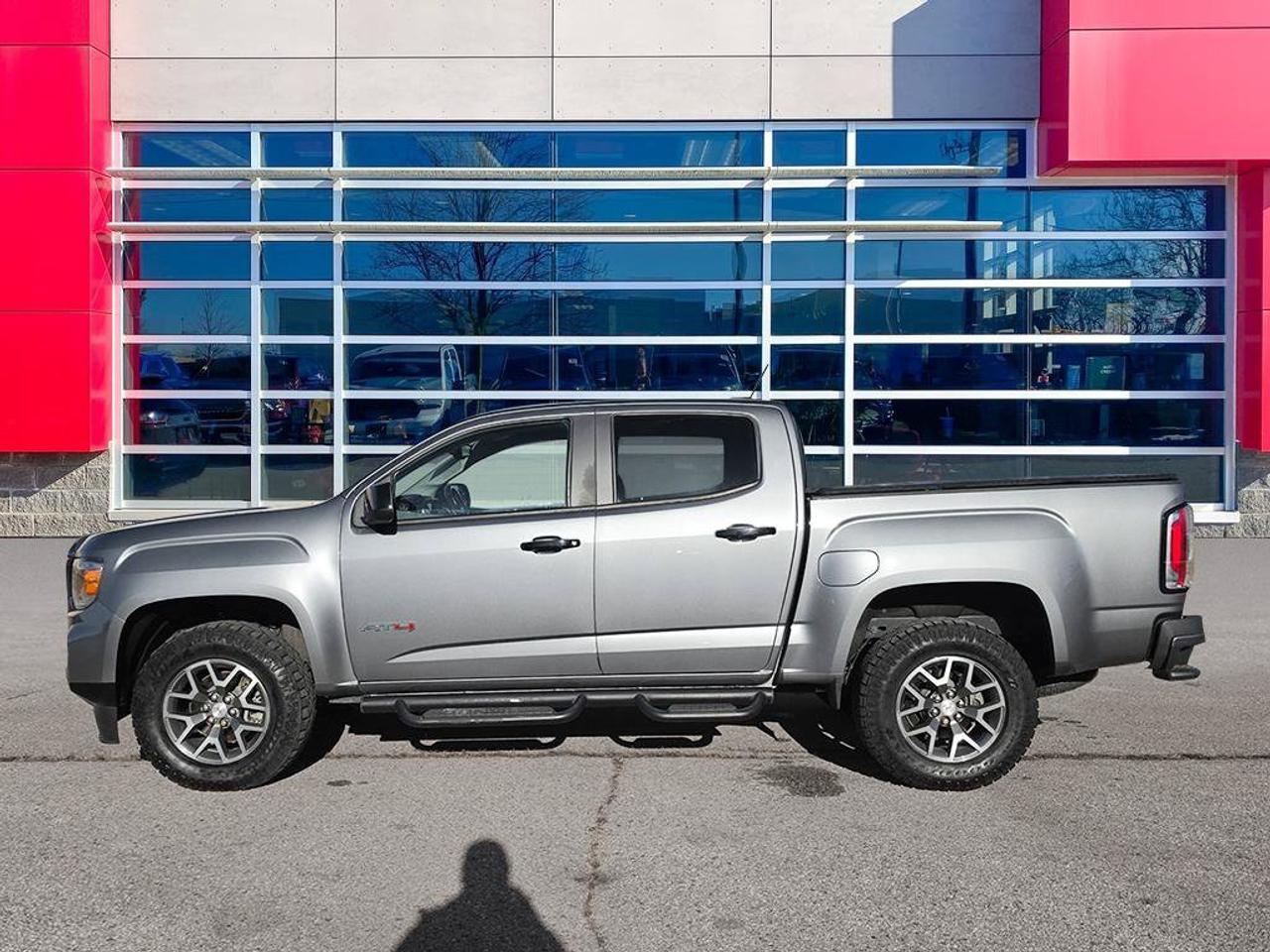 2022 GMC Canyon 4WD AT4 | Leather | Clean Carfax | Fully Certified | Ontario Vehicle | HD Trailer Package | NAV | Photo5