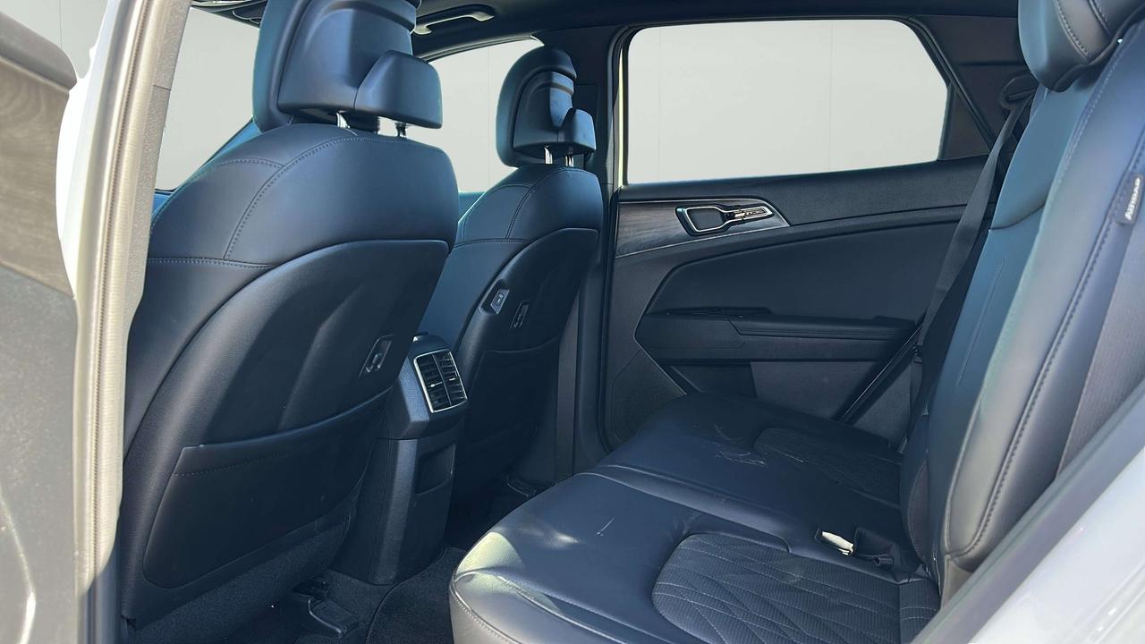 2025 Kia Sportage X-line Limited Photo