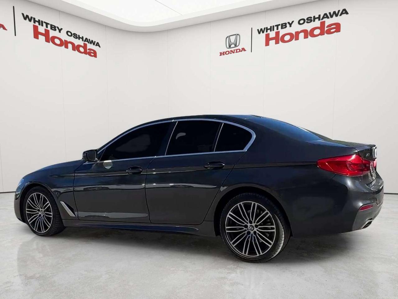 2019 BMW 5 Series 530i xDrive Photo