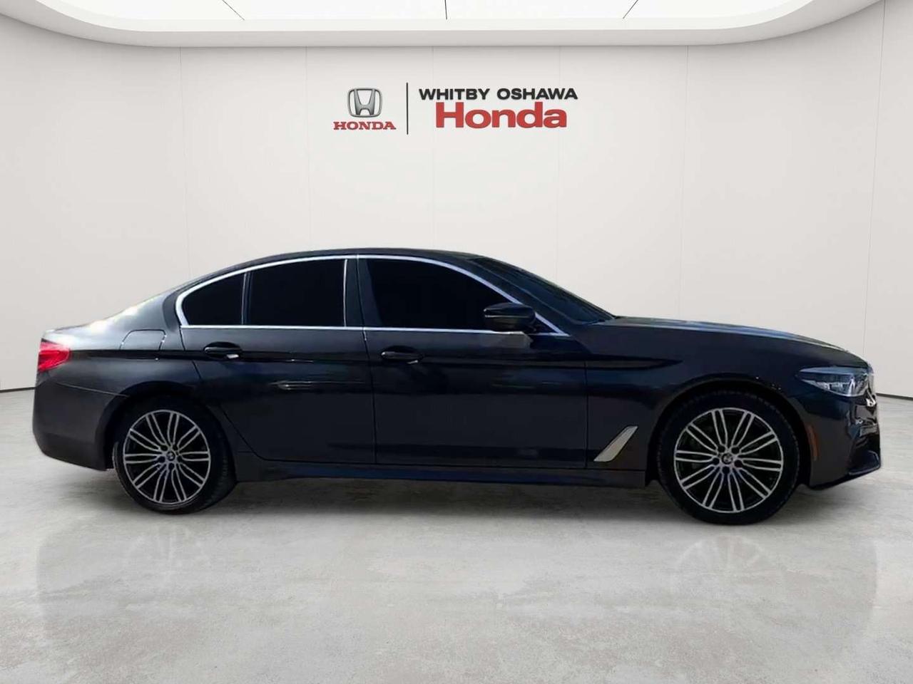 2019 BMW 5 Series 530i xDrive Photo