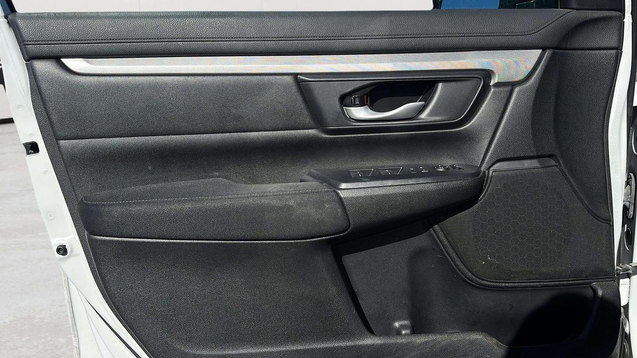2022 Honda CR-V LX Photo