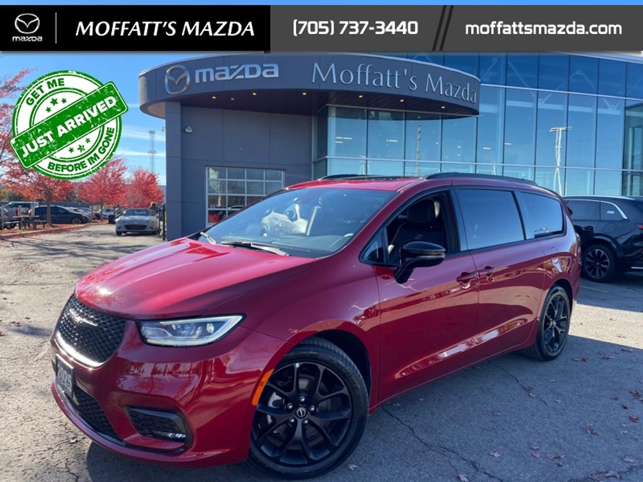2025 Chrysler Pacifica Limited Photo5